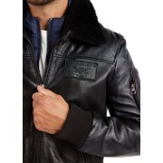 Patch en cuir noir brodé sur le coeur avec inscription embossée "Athos Collector - Patrouille de France"