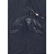 Doublure personnalisée avec impression métallisée d'un planisphère survolé par l'épervier de l'AAE