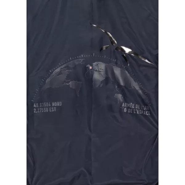 Doublure personnalisée avec impression métallisée d'un planisphère survolé par l'épervier de l'AAE