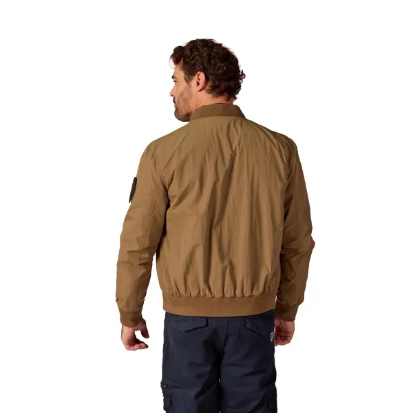 Absence d'inscription sur le dos.