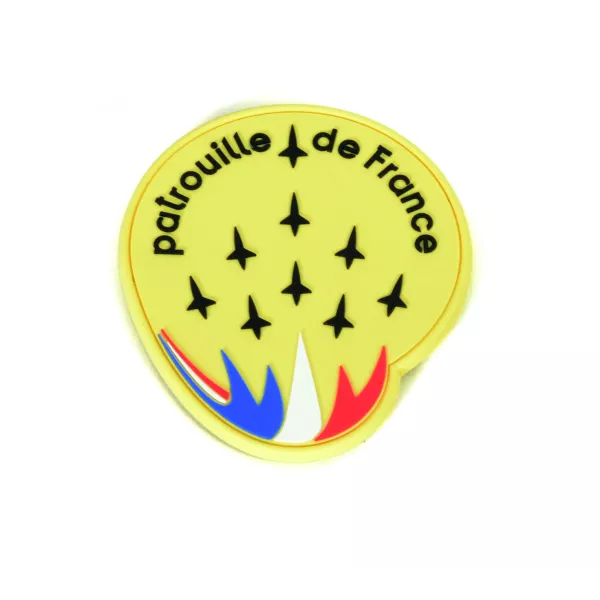 Patch en gomme avec insigne de la Patrouille de France en couleur : fond jaune et panache tricolore.