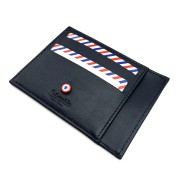 Cocarde tricolore à l'arrière.