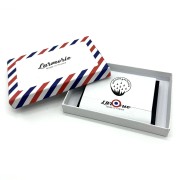 Objet livré dans sa boite en carton