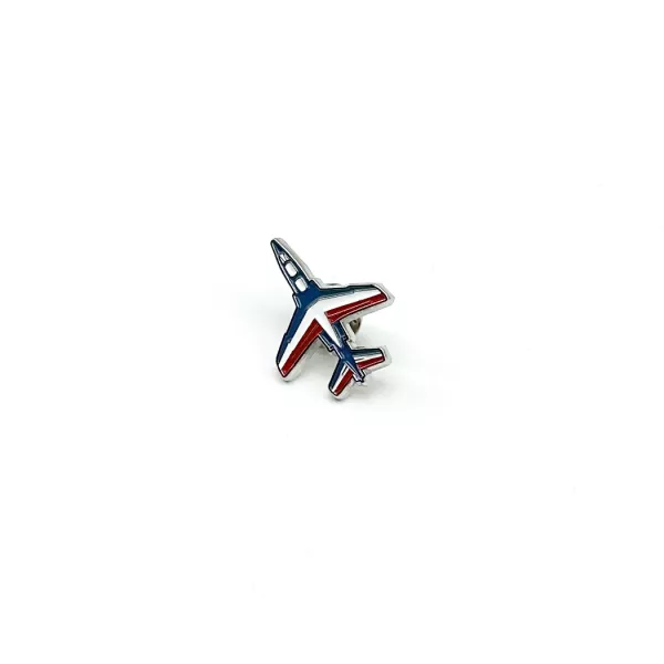 Pin's en metal, découpé à la forme de la silhouette de l'alpha-jet.