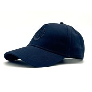 Casquette bleue marine avec patch de la Patrouille de France en ton sur ton, sur l'avant.