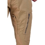 Poches à zip sur les jambes