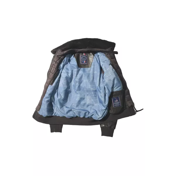 Doublure intérieure bleue ciel avec dessin d'avions.