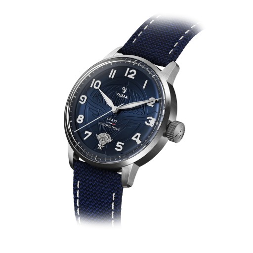 Montre avec fond du cadran et bracelet bleu